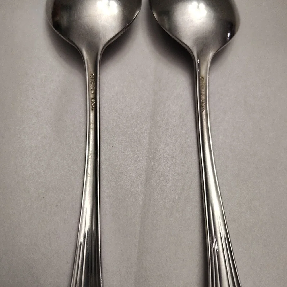 Oneida Bancroft Stainless Spoons Lot Of 2